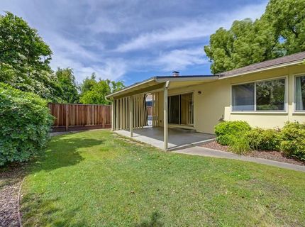 950 Trestle Glen Way, Sacramento, CA 95831 Photo