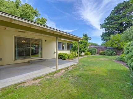 950 Trestle Glen Way, Sacramento, CA 95831 Photo