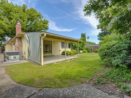 950 Trestle Glen Way, Sacramento, CA 95831 Photo
