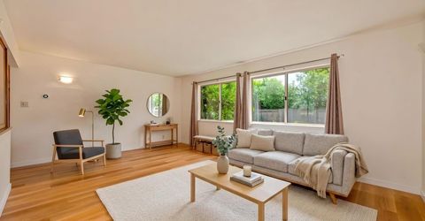 950 Trestle Glen Way, Sacramento, CA 95831 Photo