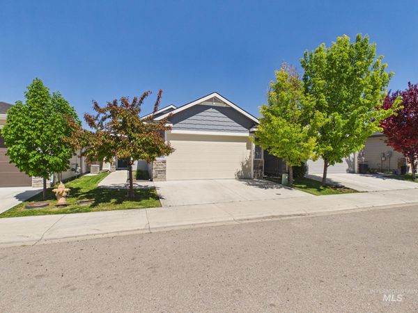 2130 W Claira Rd, Nampa, ID 83651