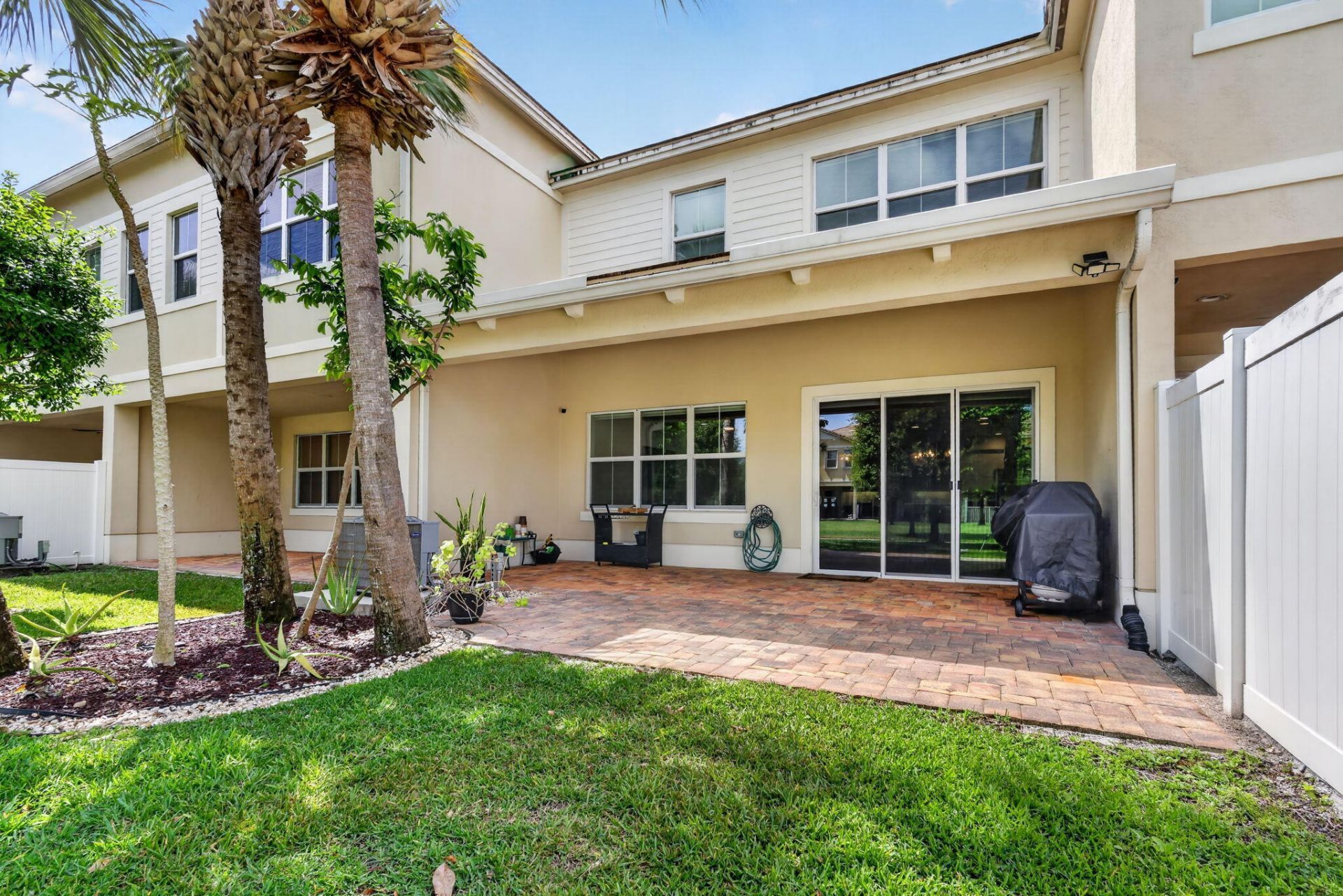 11945 Park Central, Royal Palm Beach, FL 33411 Photo