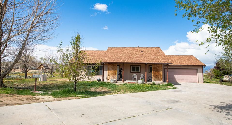 1504 Fahim Drive, Gardnerville, NV 89410 Photo