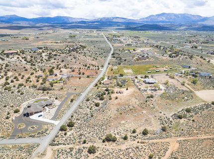 1504 Fahim Drive, Gardnerville, NV 89410 Photo