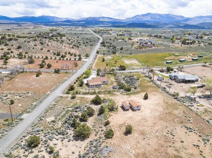 1504 Fahim Drive, Gardnerville, NV 89410 Photo