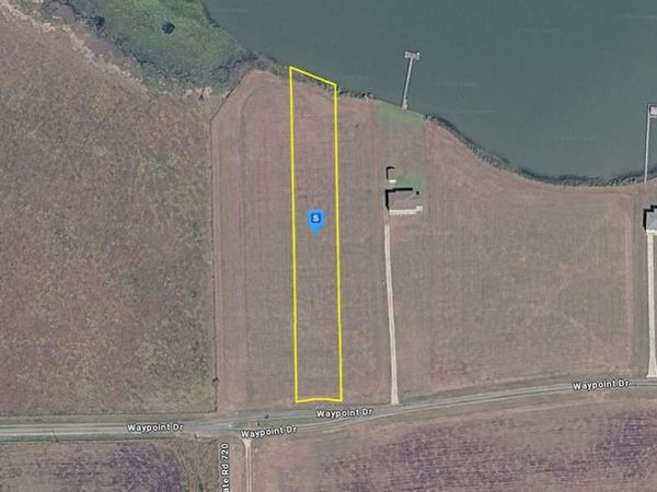 645 Waypoint Drive , Palacios, TX 77465