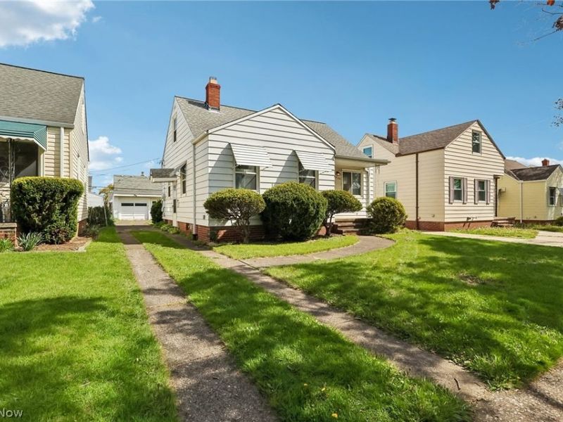 8804 Behrwald Avenue, Brooklyn, OH 44144 Photo 2