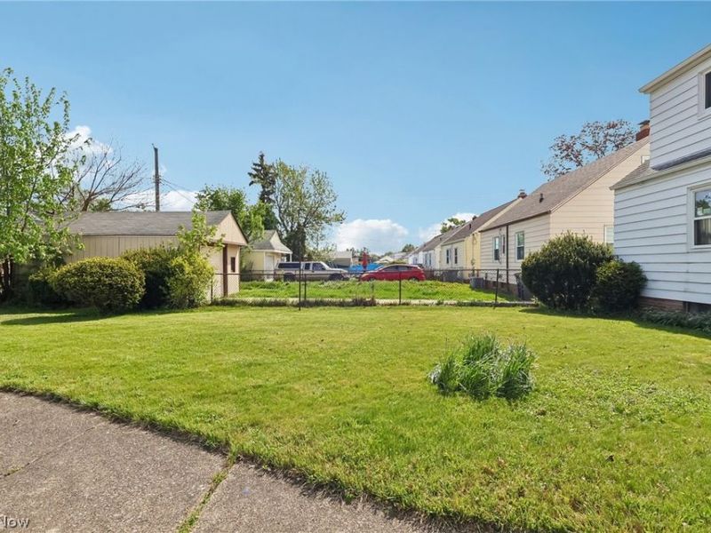 8804 Behrwald Avenue, Brooklyn, OH 44144 Photo 30