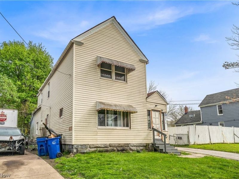 5678 Hamlet Avenue, Cleveland, OH 44127 Photo 4