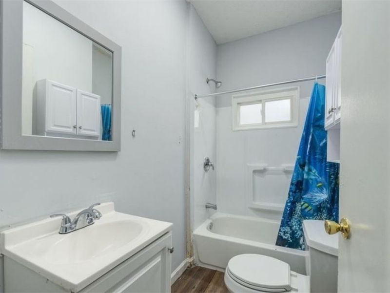 5678 Hamlet Avenue, Cleveland, OH 44127 Photo 9