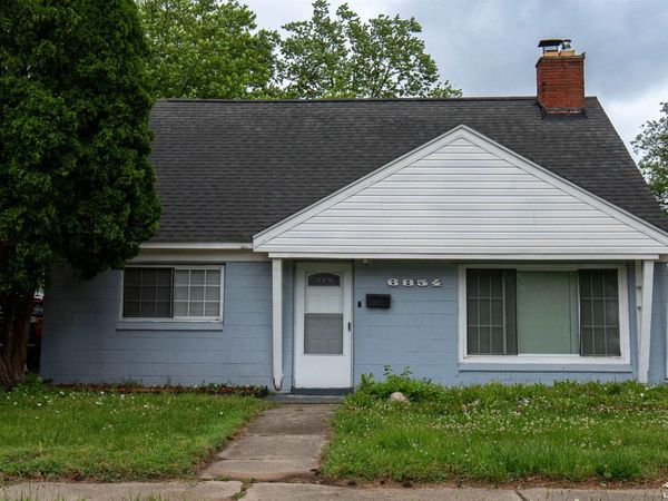 6854 Fenton Street, Dearborn Heights, MI 48127