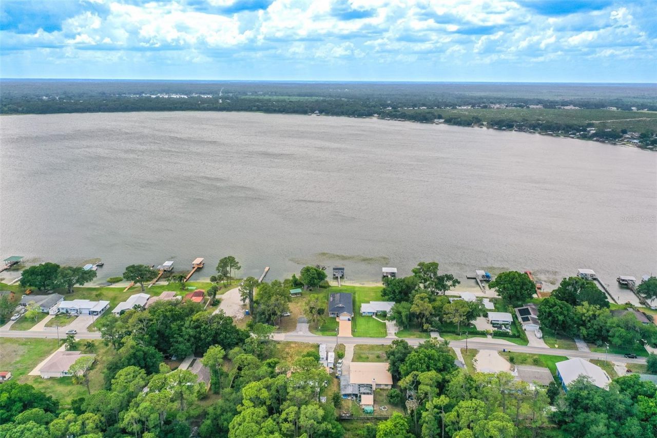 305 Cloverleaf Road , Lake Placid, FL 33852 Photo