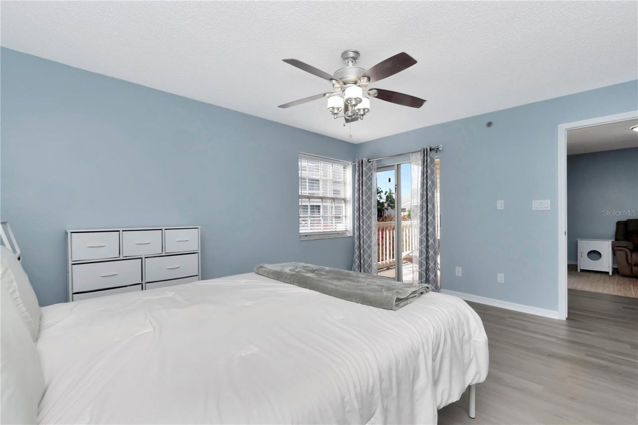 6817 Stones Throw Circle N, Unit 17203, Saint Petersburg, FL 33710 Photo