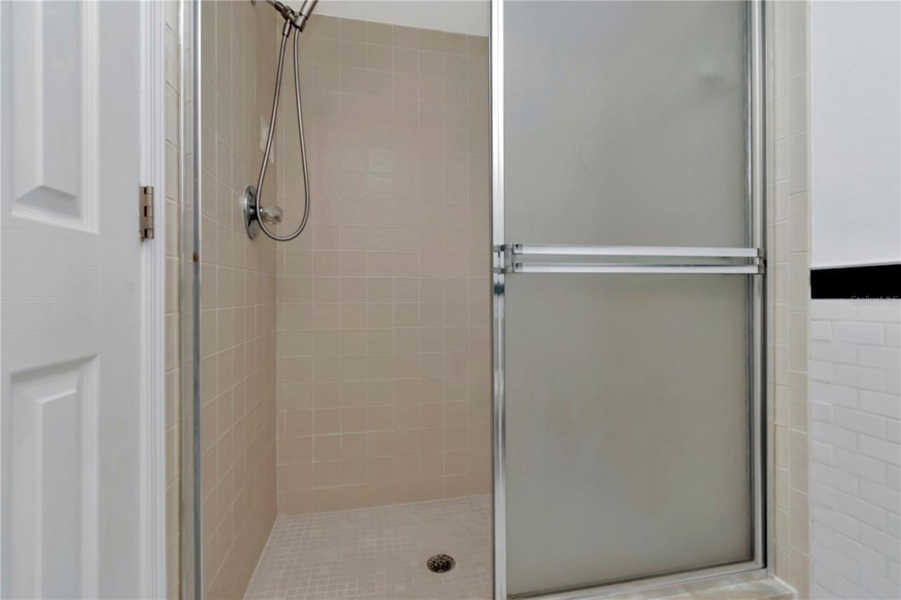 6817 Stones Throw Circle N, Unit 17203, Saint Petersburg, FL 33710 Photo
