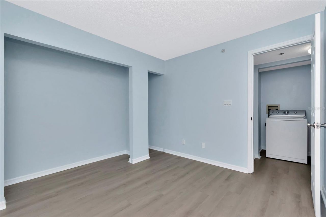 6817 Stones Throw Circle N, Unit 17203, Saint Petersburg, FL 33710 Photo