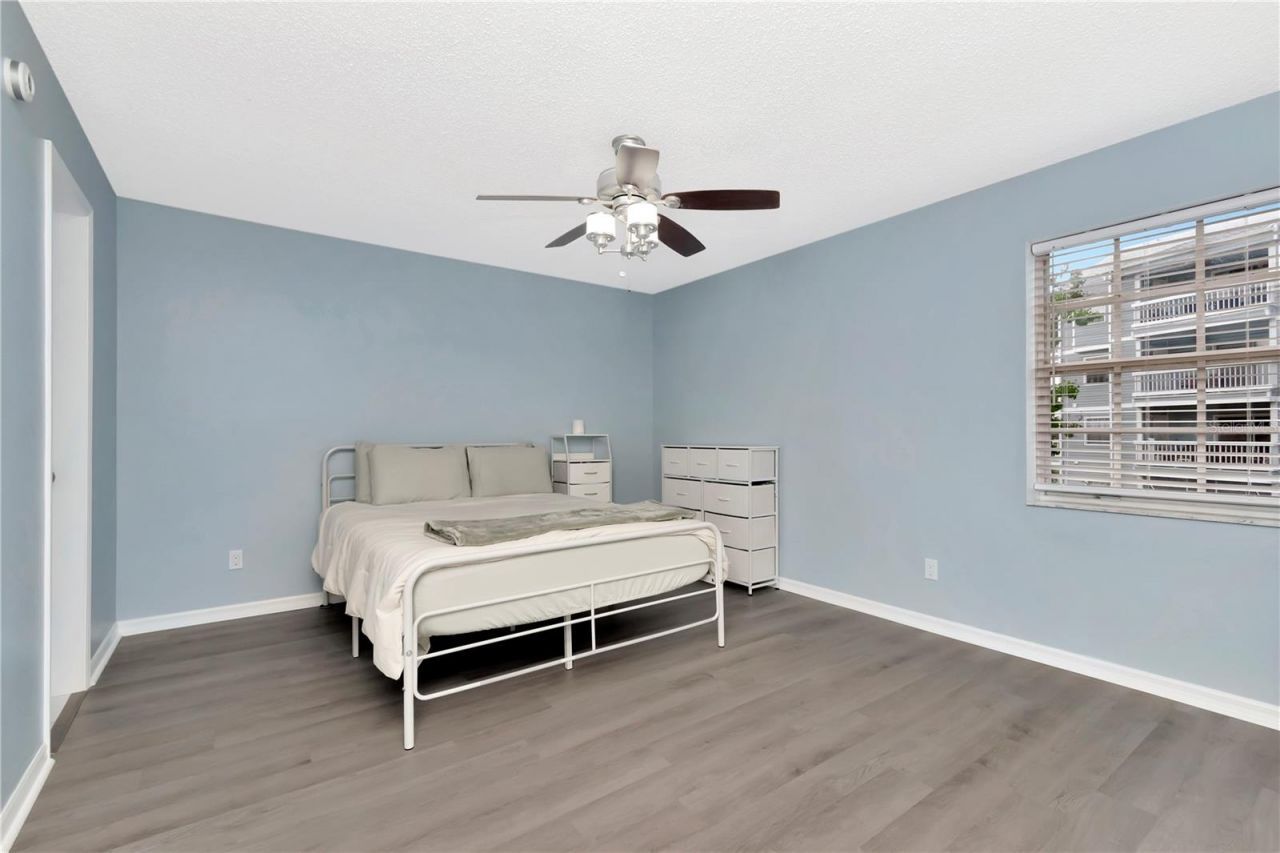 6817 Stones Throw Circle N, Unit 17203, Saint Petersburg, FL 33710 Photo