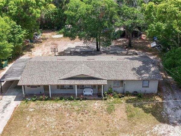 1400 N SIMPSON STREET, MOUNT DORA, FL 32757
