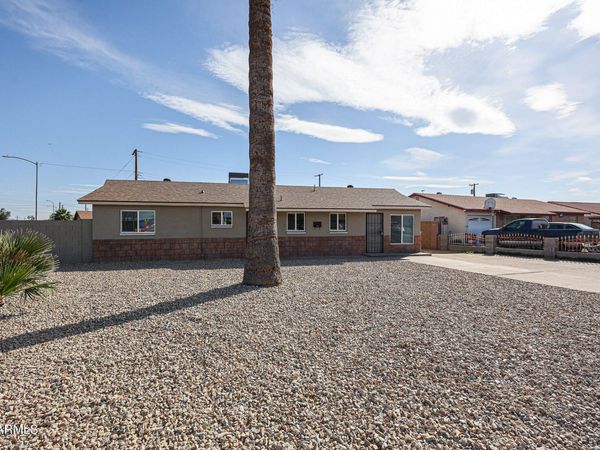 4301 W WELDON Avenue, Phoenix, AZ 85031