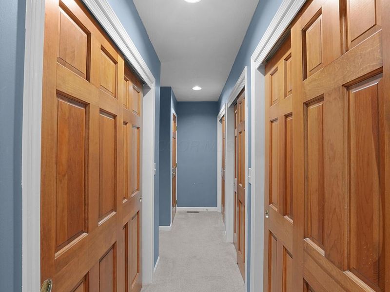 498 Olde Mill Drive, Westerville, OH 43082 Photo 16