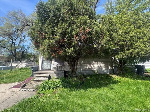 13595 Wyoming Avenue , Detroit, MI 48238