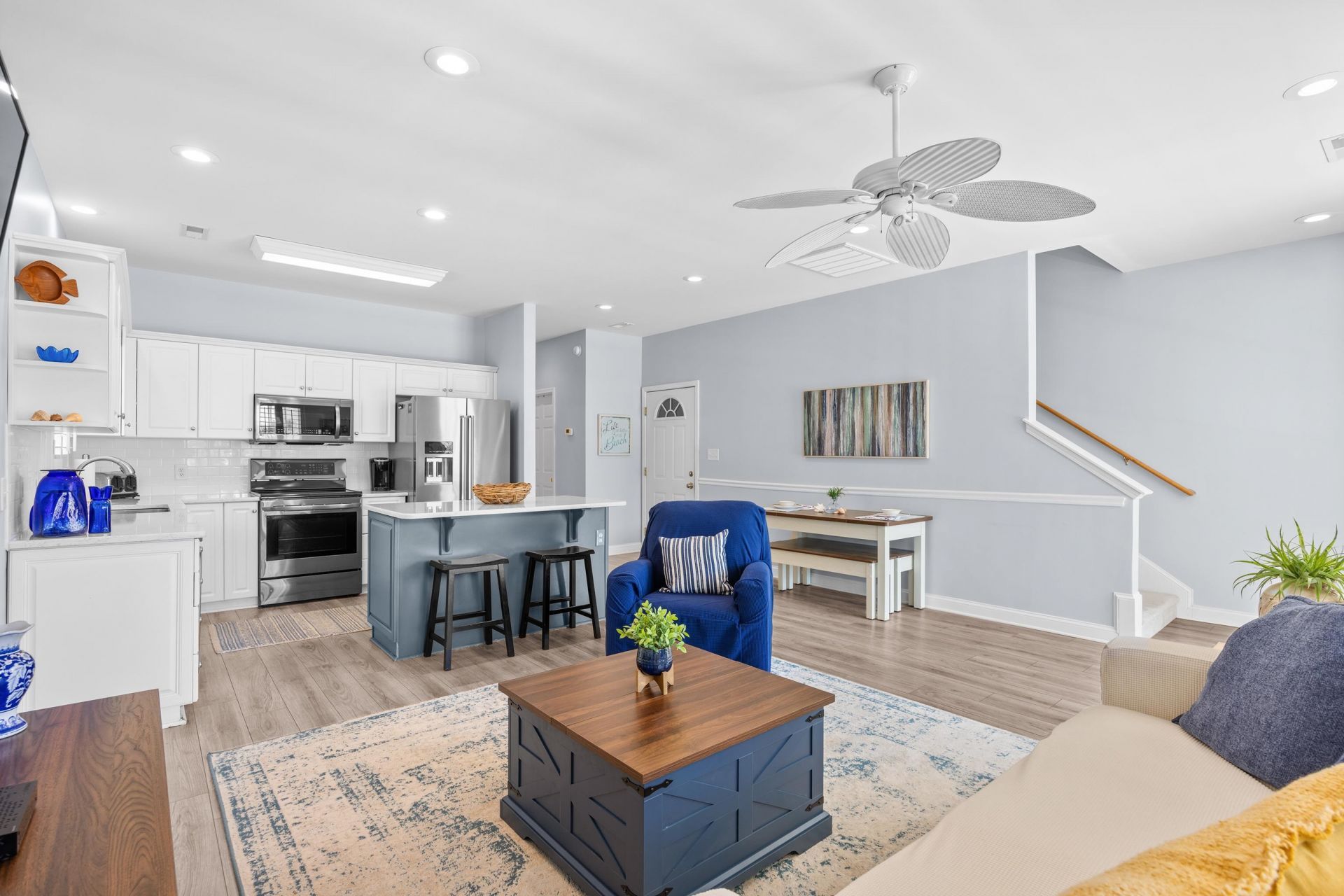 1210 S Ocean Blvd. Photo 4