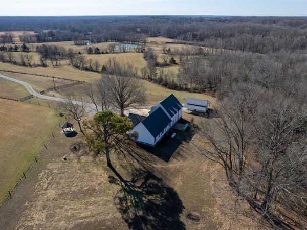 620 DIFFEE RD , Moscow, TN 38057