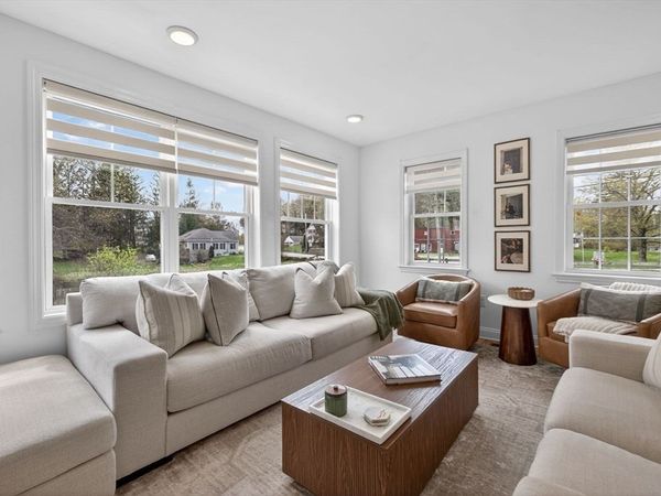 12 Linden St, Berlin, MA 01503