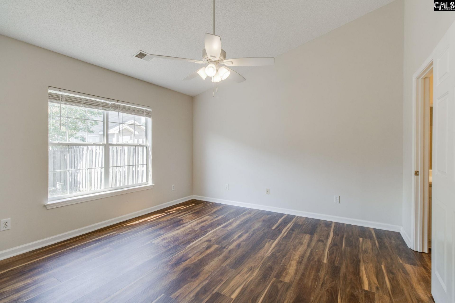 106 Avebury Lane  Photo 13