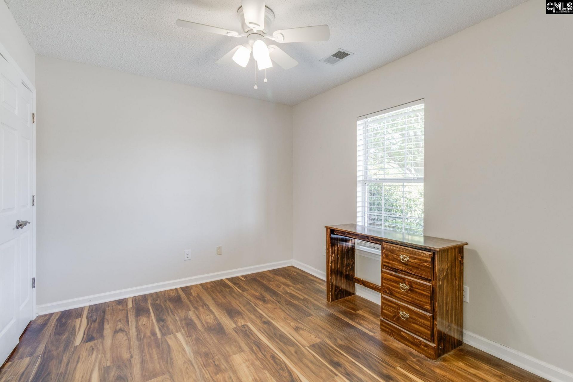 106 Avebury Lane  Photo 19