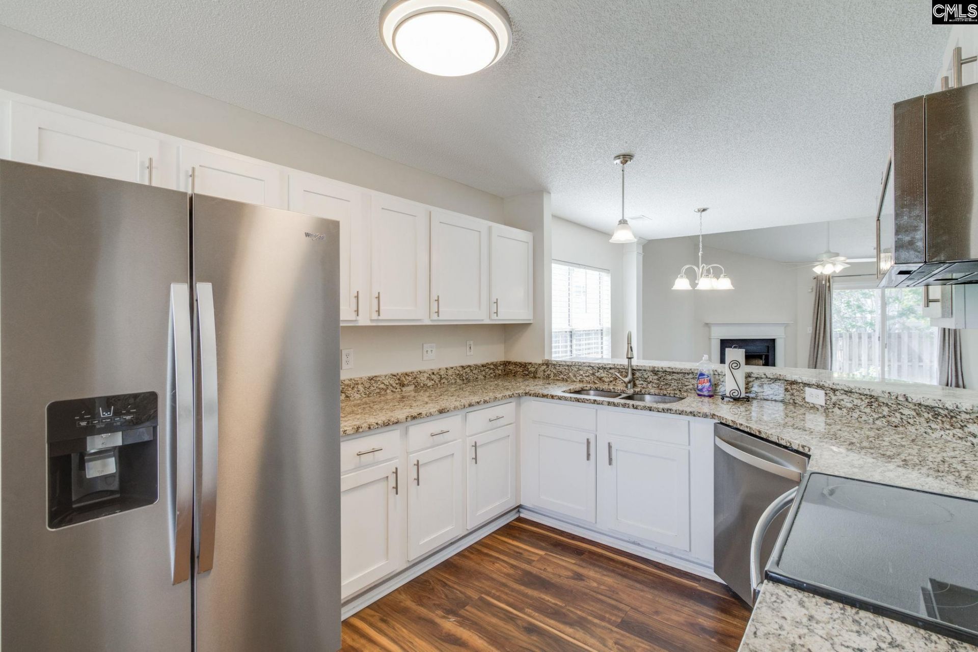 106 Avebury Lane  Photo 4