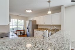 106 Avebury Lane  photo 4