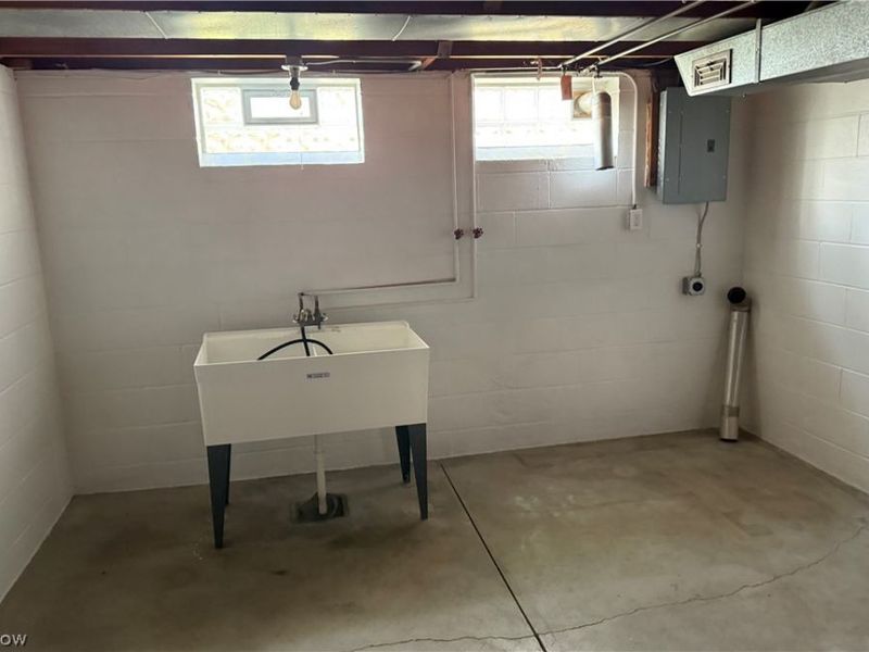 4830 Autumn Lane, Brooklyn, OH 44144 Photo 17