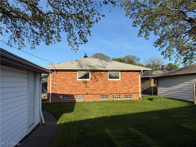 4830 Autumn Lane, Brooklyn, OH 44144 Photo 21