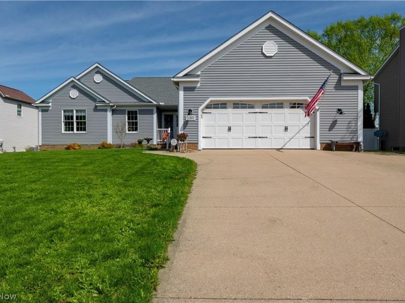 11051 Trenton Road NW, Uniontown, OH 44685 Photo 2