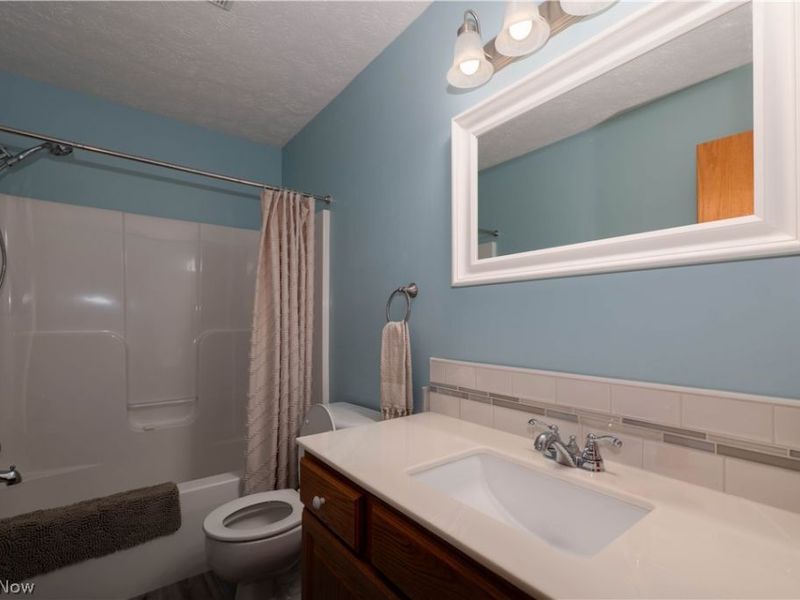 11051 Trenton Road NW, Uniontown, OH 44685 Photo 23