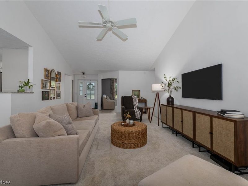 11051 Trenton Road NW, Uniontown, OH 44685 Photo 5