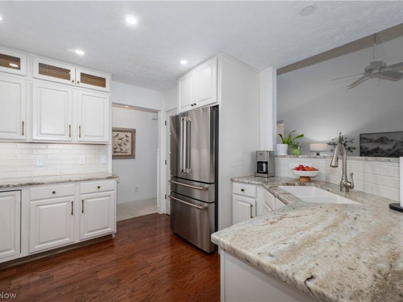 11051 Trenton Road NW, Uniontown, OH 44685 Photo 9