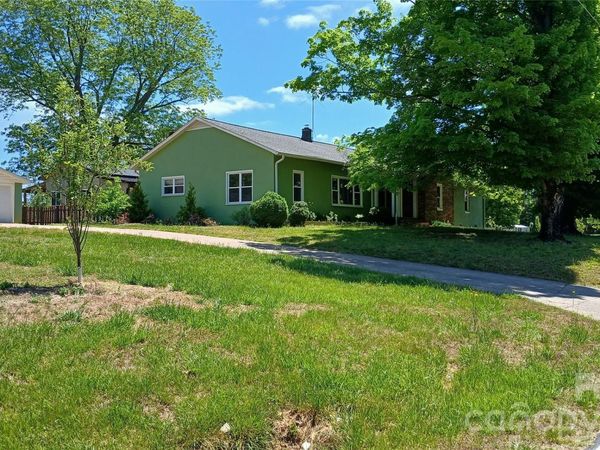 300 Woodlawn Drive , Connelly Springs, NC 28612