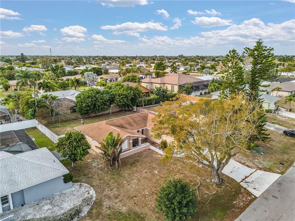 920 SE 21st St , Cape Coral, FL 33990 Photo