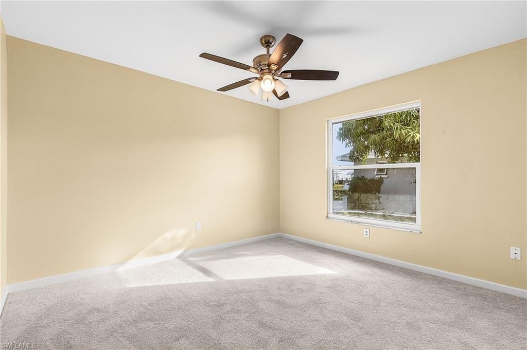 920 SE 21st St , Cape Coral, FL 33990 Photo