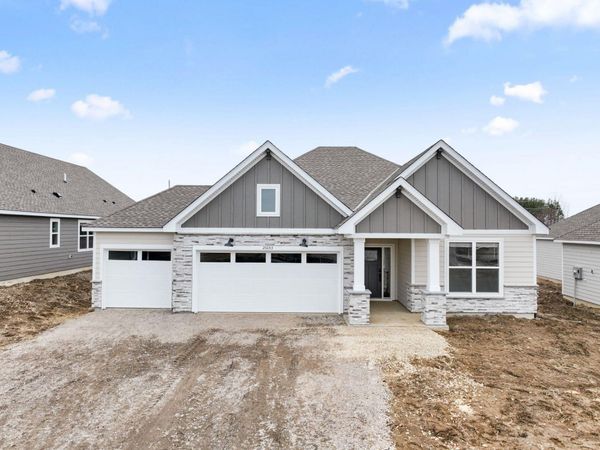 20153 Ginseng Way , Lakeville, MN 55044