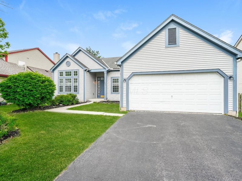 3423 Trentshire Drive , Canal Winchester, OH 43110 Photo 2