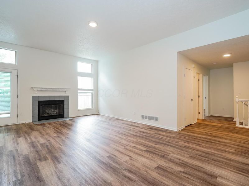 3423 Trentshire Drive , Canal Winchester, OH 43110 Photo 3