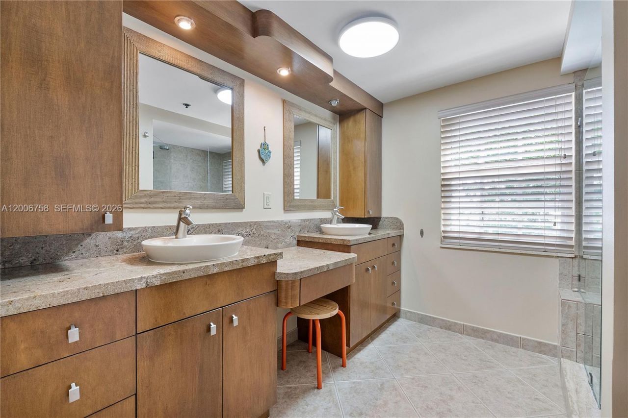 950 De Soto Rd, Unit 3C, Boca Raton, FL 33432 Photo