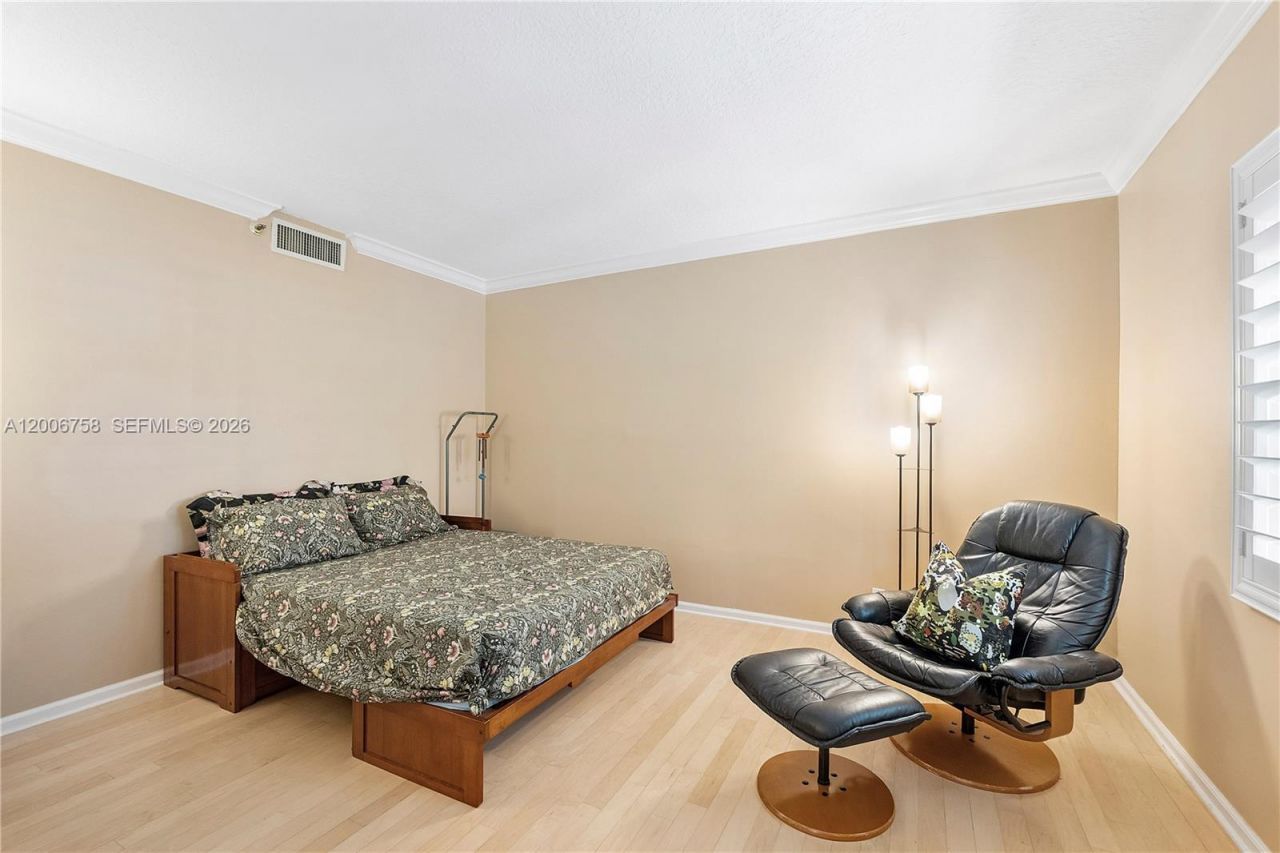 950 De Soto Rd, Unit 3C, Boca Raton, FL 33432 Photo