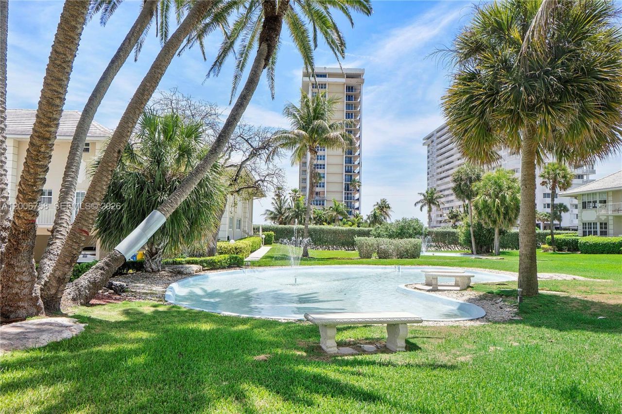 950 De Soto Rd, Unit 3C, Boca Raton, FL 33432 Photo