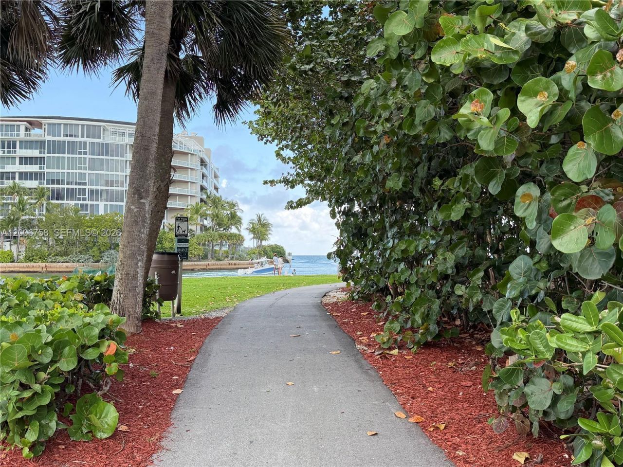 950 De Soto Rd, Unit 3C, Boca Raton, FL 33432 Photo