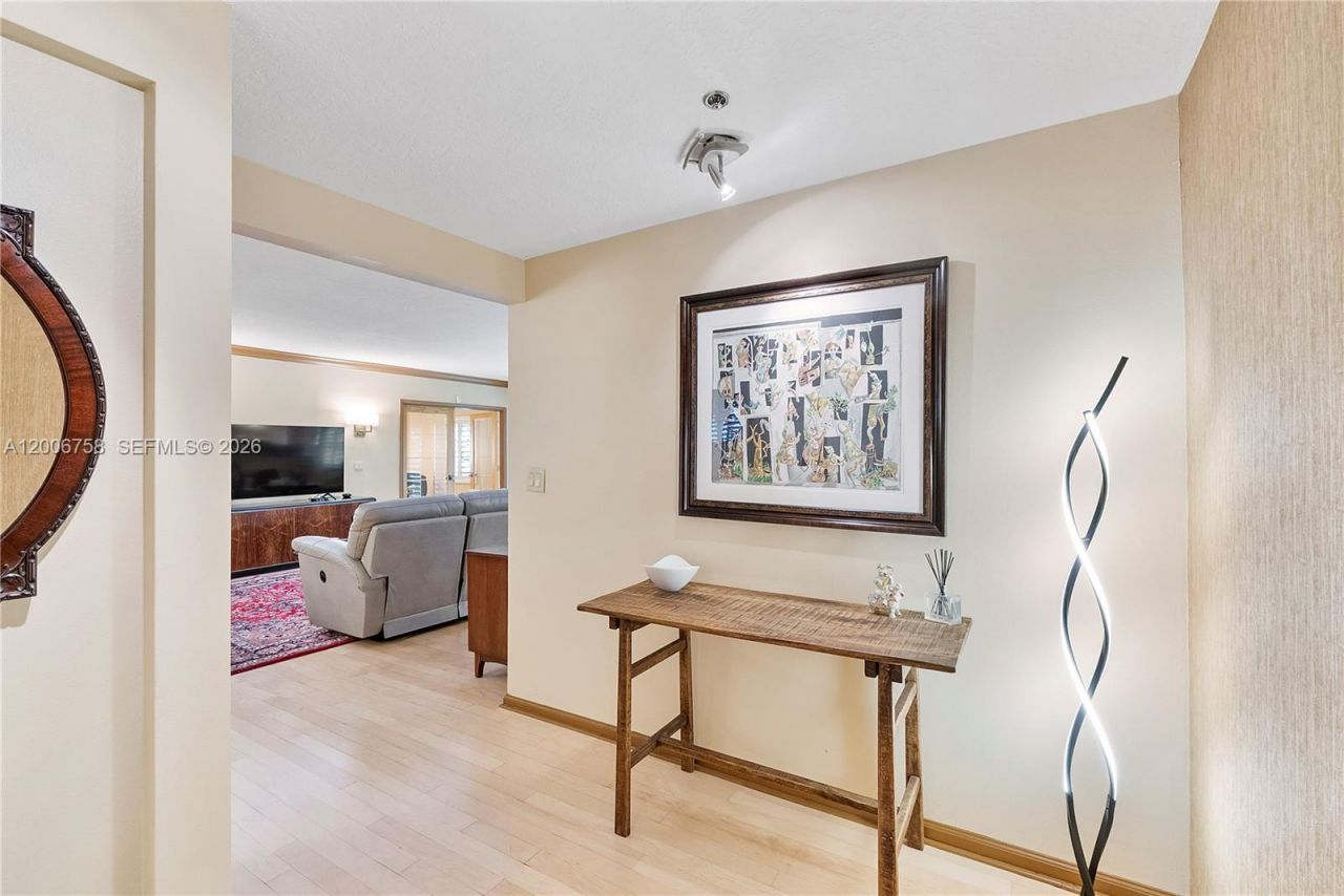 950 De Soto Rd, Unit 3C, Boca Raton, FL 33432 Photo