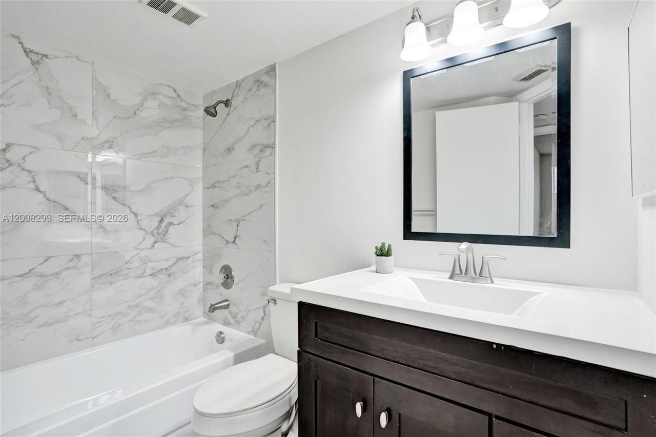 8721 Wiles Rd , Unit 101, Coral Springs, FL 33067 Photo