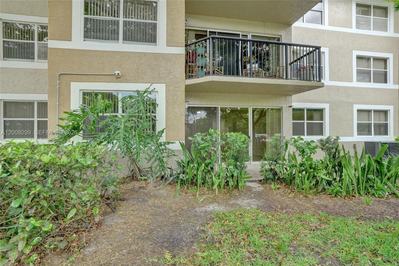 8721 Wiles Rd , Unit 101, Coral Springs, FL 33067 Photo
